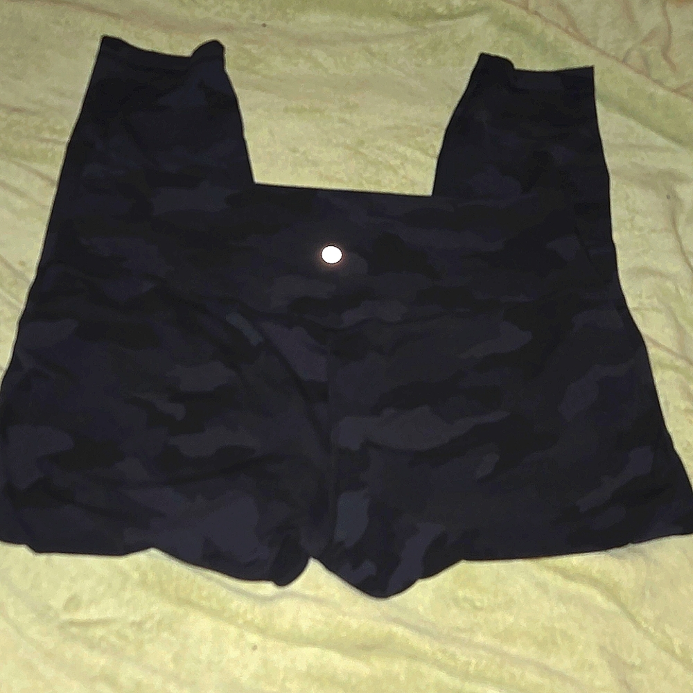 Lululemon Black Camo 7/8 Leggings Sz. 16 High Rise Nulu Fabric EUC (barely worn)